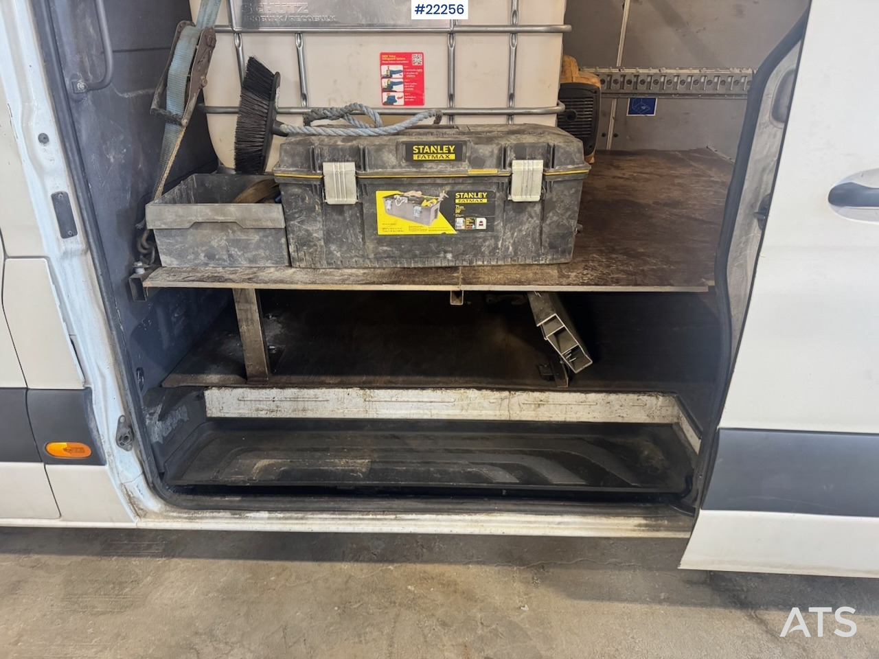 Panel van Mercedes SPRINTER: picture 29