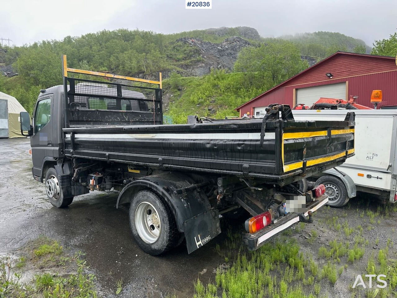 Mitsubishi Fuso - Dropside/ Flatbed truck: picture 3 Mitsubishi Fuso - Dropside/ Flatbed truck: picture 3