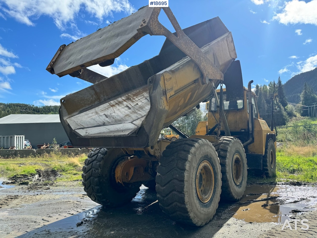 Moxy MT26 - Dumper: picture 3 Moxy MT26 - Dumper: picture 3