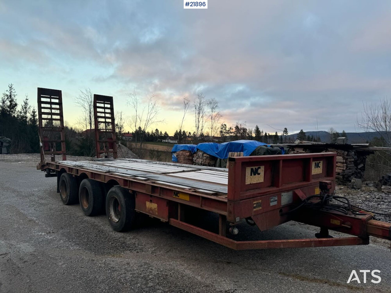 NC BT-24 3-akslet maskinkjerre - Low loader trailer: picture 2 NC BT-24 3-akslet maskinkjerre - Low loader trailer: picture 2