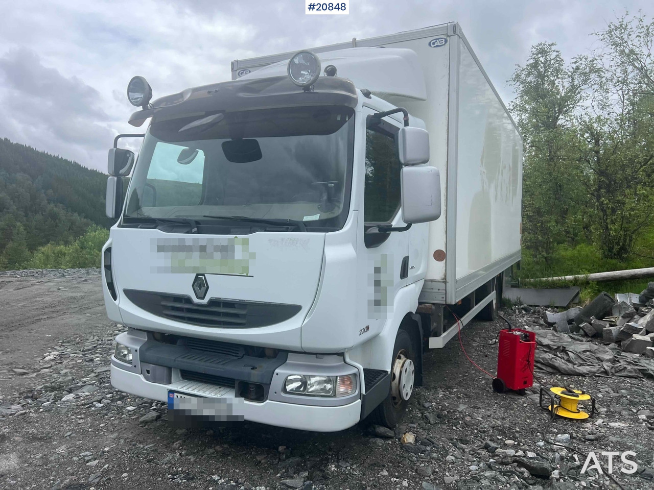 Renault 2013 4x2 Renault Midlum Skapbil m/ defekt lift. SE VIDEO - Box truck: picture 2 Renault 2013 4x2 Renault Midlum Skapbil m/ defekt lift. SE VIDEO - Box truck: picture 2
