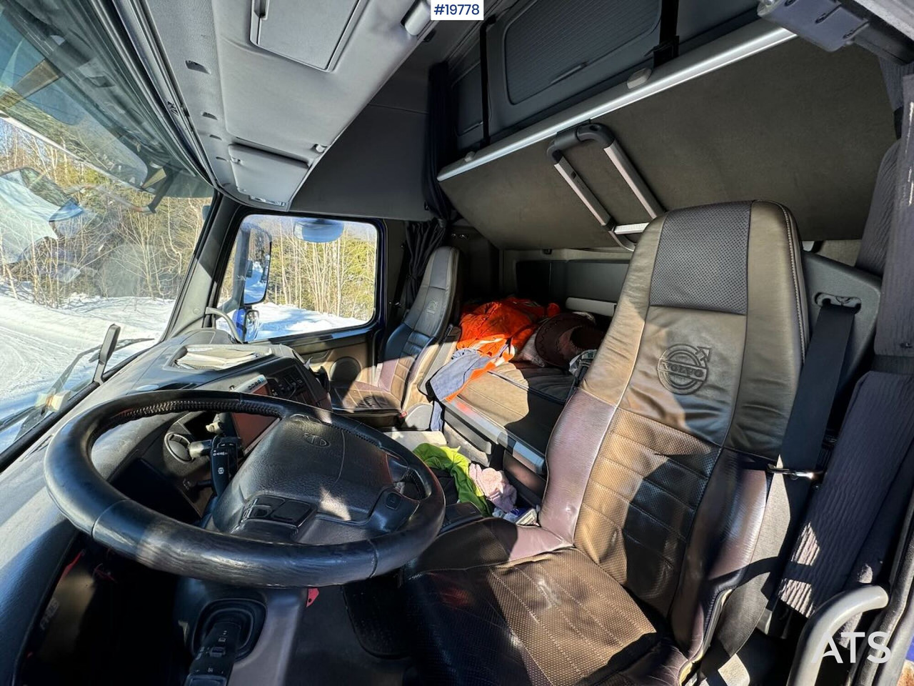 Tractor unit Volvo FH16 750 6x4 Tungtrekker SE VIDEO: picture 26 Tractor unit Volvo FH16 750 6x4 Tungtrekker SE VIDEO: picture 26