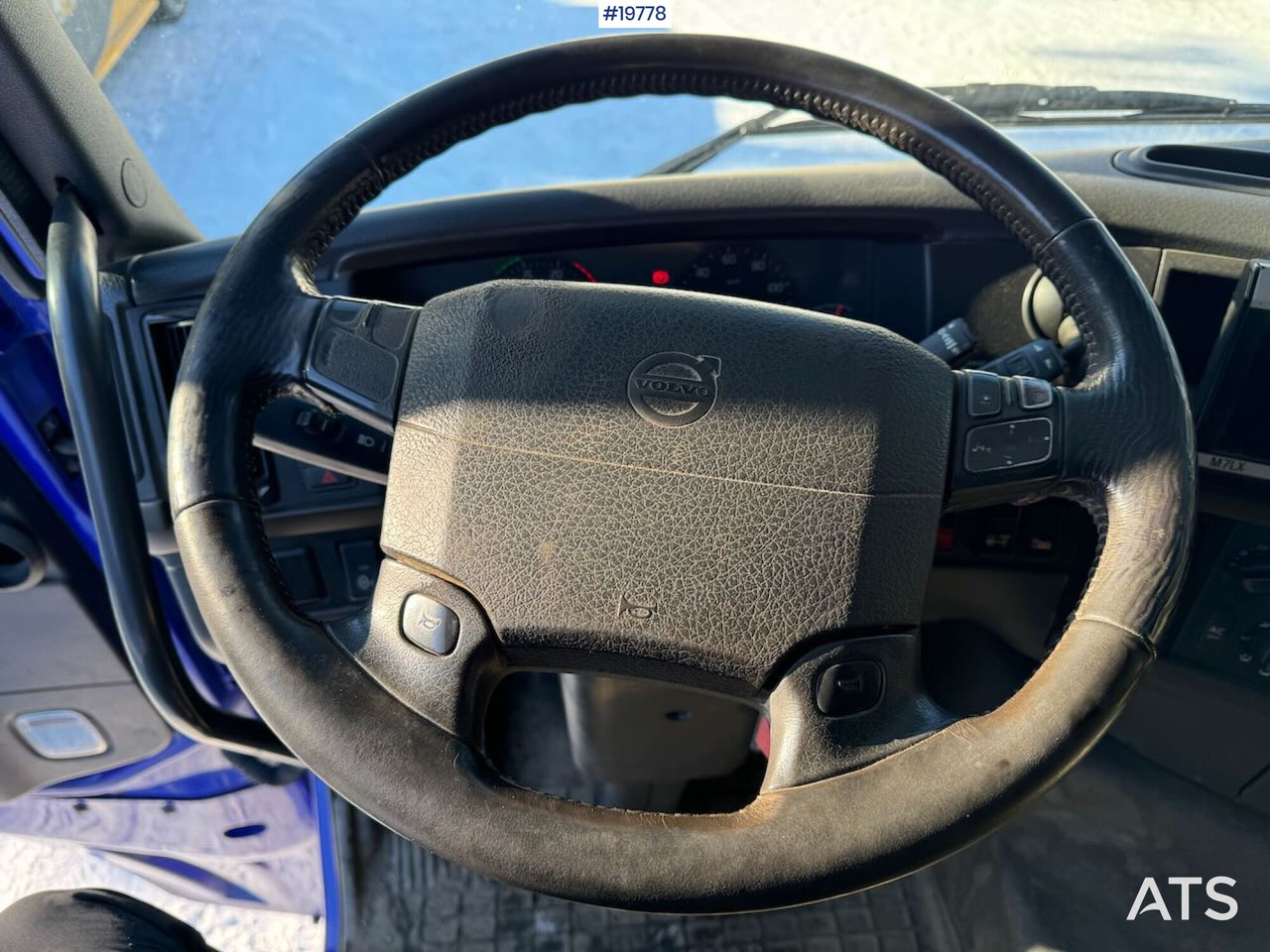 Tractor unit Volvo FH16 750 6x4 Tungtrekker SE VIDEO: picture 32 Tractor unit Volvo FH16 750 6x4 Tungtrekker SE VIDEO: picture 32