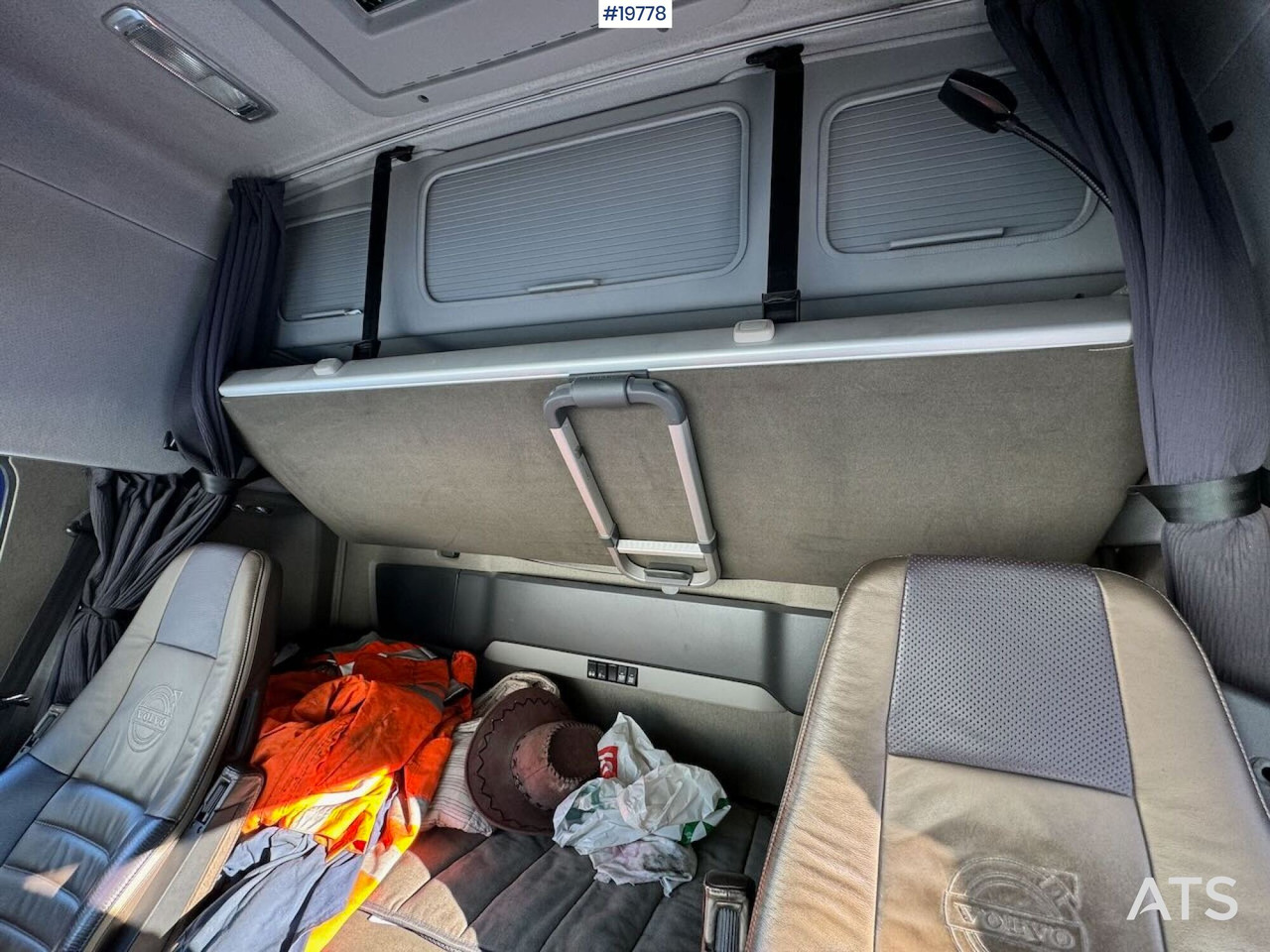 Tractor unit Volvo FH16 750 6x4 Tungtrekker SE VIDEO: picture 35 Tractor unit Volvo FH16 750 6x4 Tungtrekker SE VIDEO: picture 35