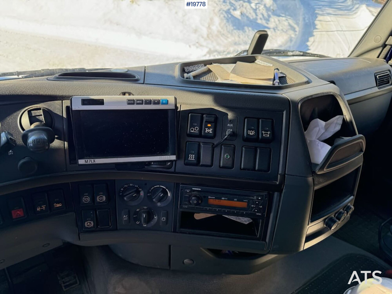 Tractor unit Volvo FH16 750 6x4 Tungtrekker SE VIDEO: picture 29 Tractor unit Volvo FH16 750 6x4 Tungtrekker SE VIDEO: picture 29