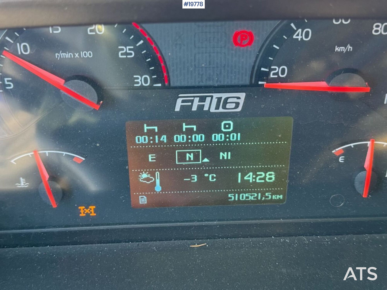 Tractor unit Volvo FH16 750 6x4 Tungtrekker SE VIDEO: picture 31 Tractor unit Volvo FH16 750 6x4 Tungtrekker SE VIDEO: picture 31