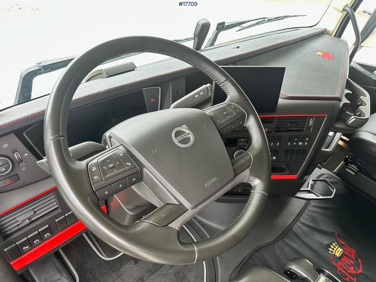 Tractor unit Volvo FH500: picture 39