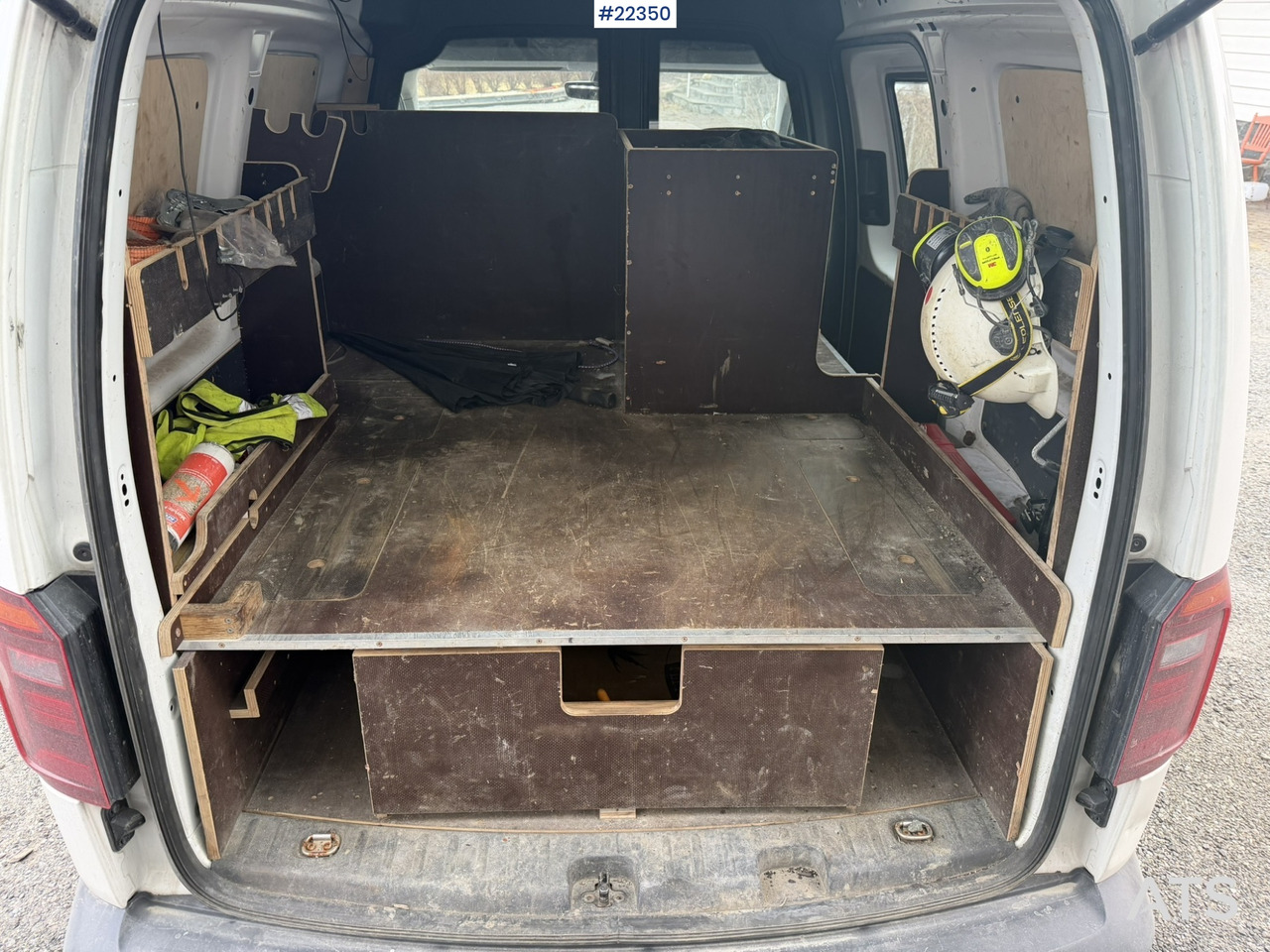 Panel van Volkswagen CADDY: picture 15