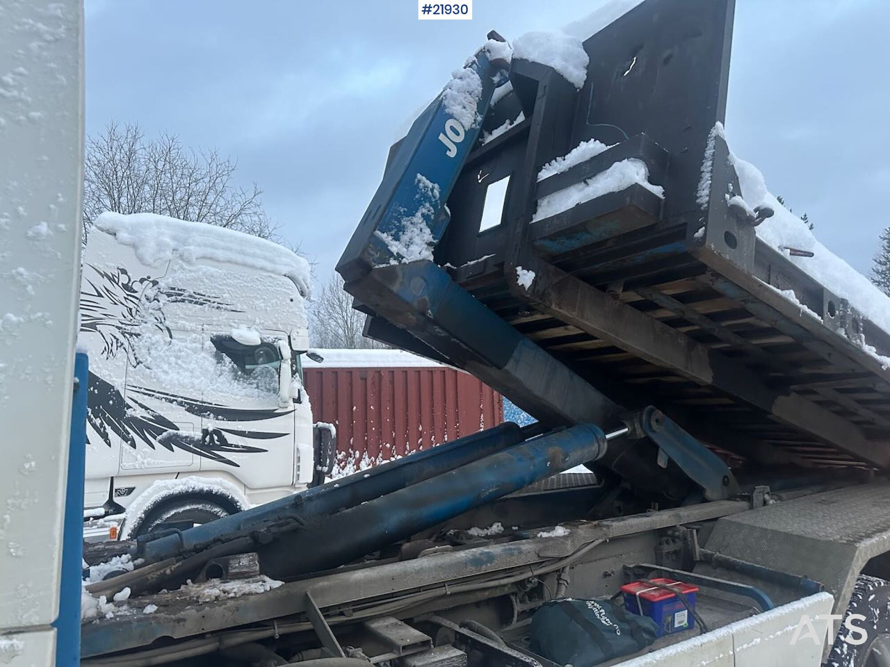 Hook lift truck Volvo FH12 brøyterigget krokbil m/ danskerumpe og flak. SE VIDEO: picture 18 Hook lift truck Volvo FH12 brøyterigget krokbil m/ danskerumpe og flak. SE VIDEO: picture 18