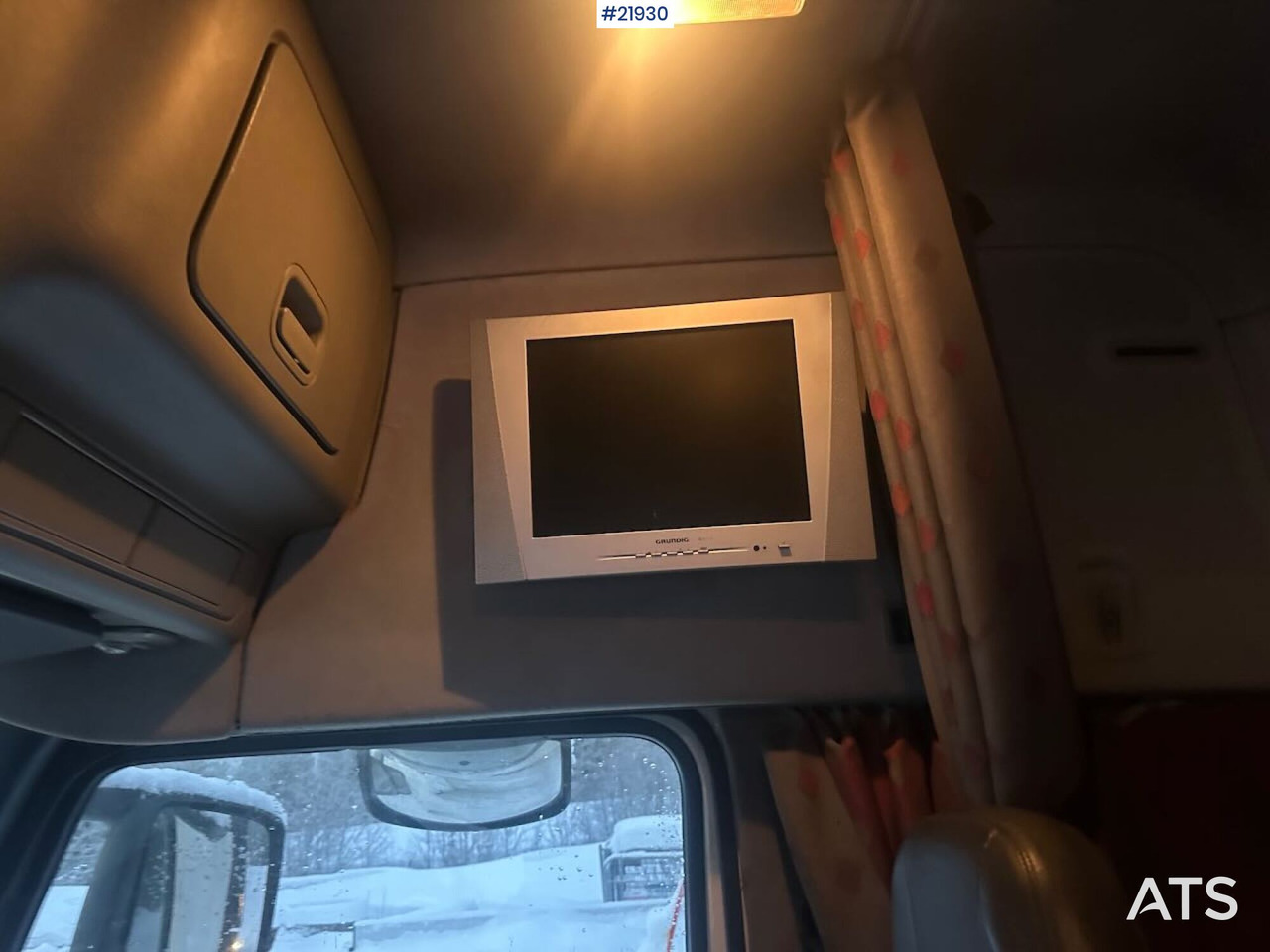 Hook lift truck Volvo FH12 brøyterigget krokbil m/ danskerumpe og flak. SE VIDEO: picture 38 Hook lift truck Volvo FH12 brøyterigget krokbil m/ danskerumpe og flak. SE VIDEO: picture 38