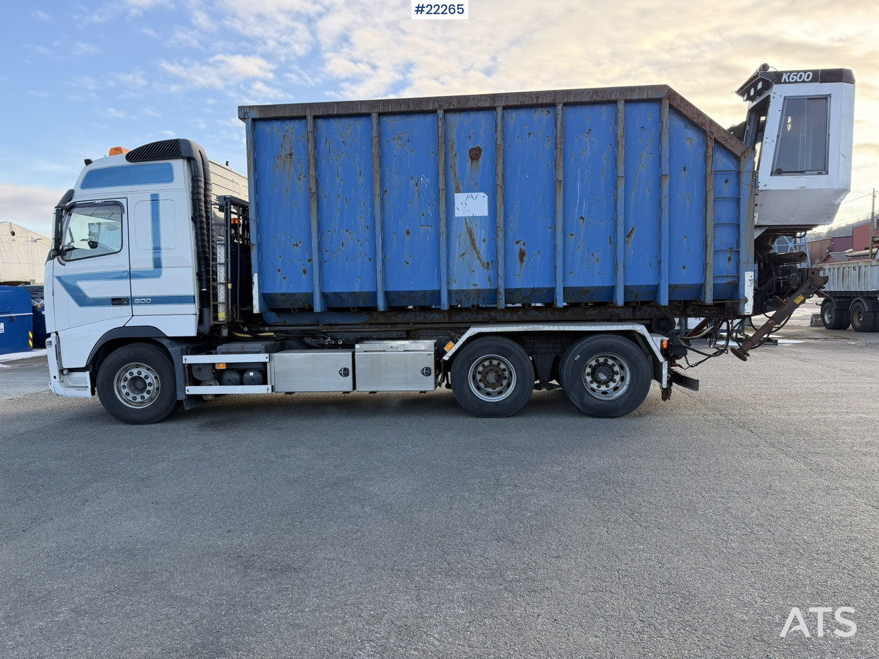 Volvo FH500 6x2 krokbil m/ 24t joab krok, 35m3 container og en 1998 loglift 951s tømmerkran - Hook lift truck: picture 1 Volvo FH500 6x2 krokbil m/ 24t joab krok, 35m3 container og en 1998 loglift 951s tømmerkran - Hook lift truck: picture 1