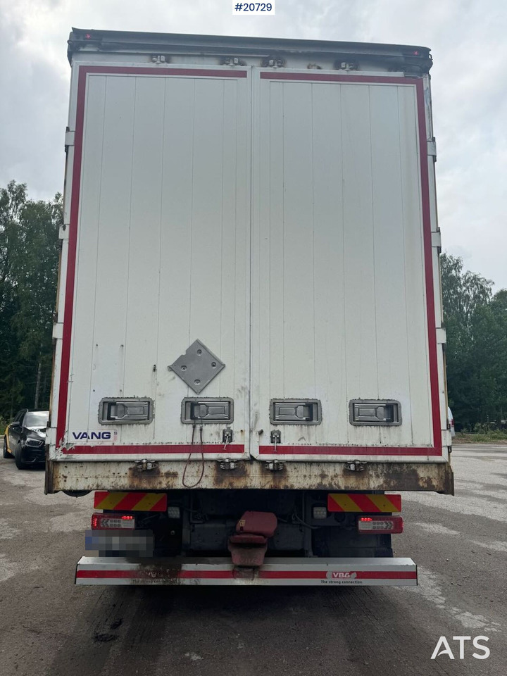 Volvo FH500 - Box truck: picture 5 Volvo FH500 - Box truck: picture 5