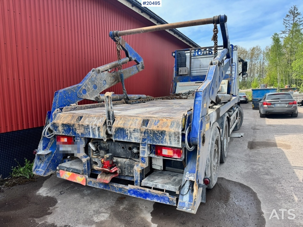 Volvo FH520 - Skip loader truck: picture 4 Volvo FH520 - Skip loader truck: picture 4