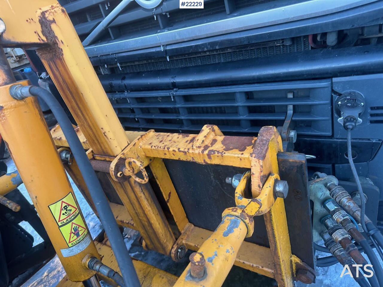 Volvo FH540 6x4 brøyterigget kombibil m/ 2007 Kel-Berg T790k, kasse, 2x asfaltbaljer og svingskive. SE VIDEO - Tipper: picture 4 Volvo FH540 6x4 brøyterigget kombibil m/ 2007 Kel-Berg T790k, kasse, 2x asfaltbaljer og svingskive. SE VIDEO - Tipper: picture 4