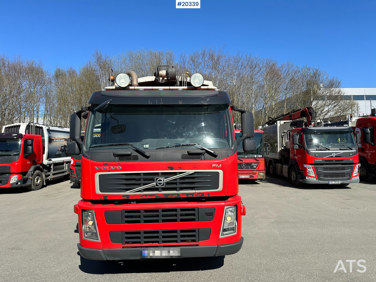 Volvo FM - Garbage truck: picture 3 Volvo FM - Garbage truck: picture 3