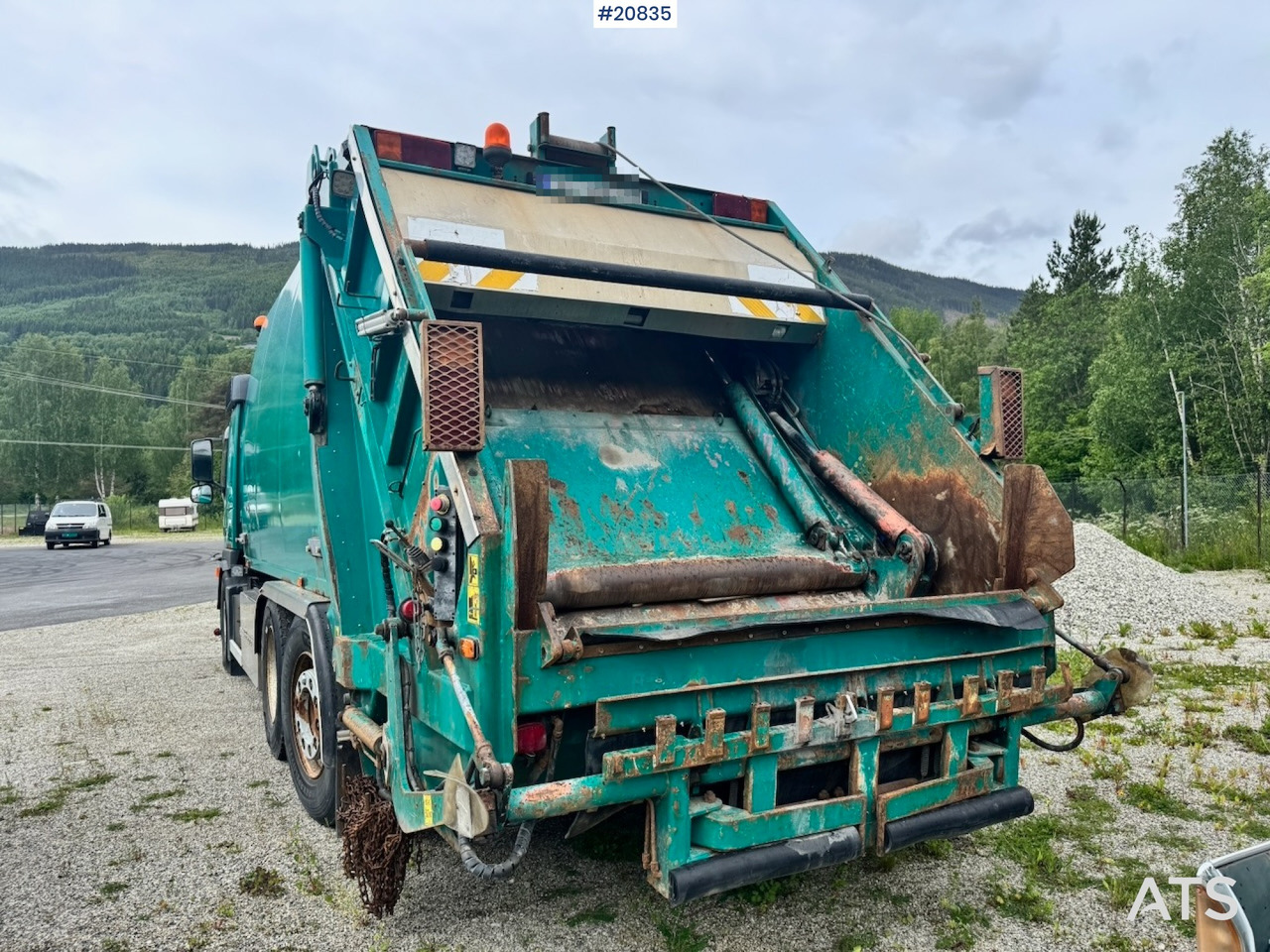 Volvo FM410 - Garbage truck: picture 4 Volvo FM410 - Garbage truck: picture 4