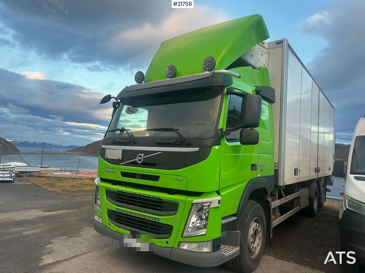 Volvo FM450 - Refrigerator truck: picture 1 Volvo FM450 - Refrigerator truck: picture 1