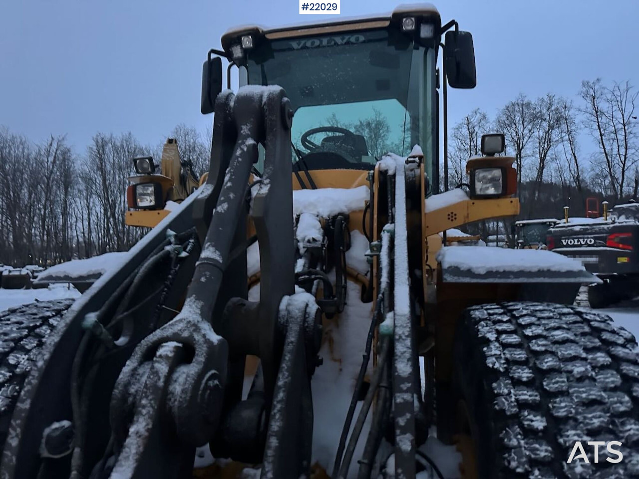 Volvo L70F hjullaster m/ vinter- og sommerdekk og planeringskuffe. En eier! Se video - Wheel loader: picture 2 Volvo L70F hjullaster m/ vinter- og sommerdekk og planeringskuffe. En eier! Se video - Wheel loader: picture 2