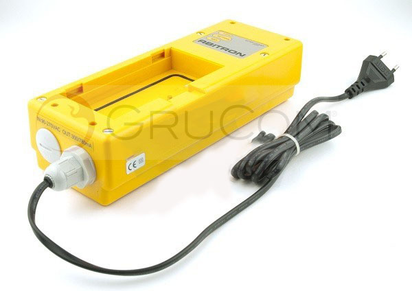 Hetronic original charger 6830303000 / FBH1200 / 68303010 / 6830303001 - Electrical system for Truck mounted crane: picture 2 Hetronic original charger 6830303000 / FBH1200 / 68303010 / 6830303001 - Electrical system for Truck mounted crane: picture 2
