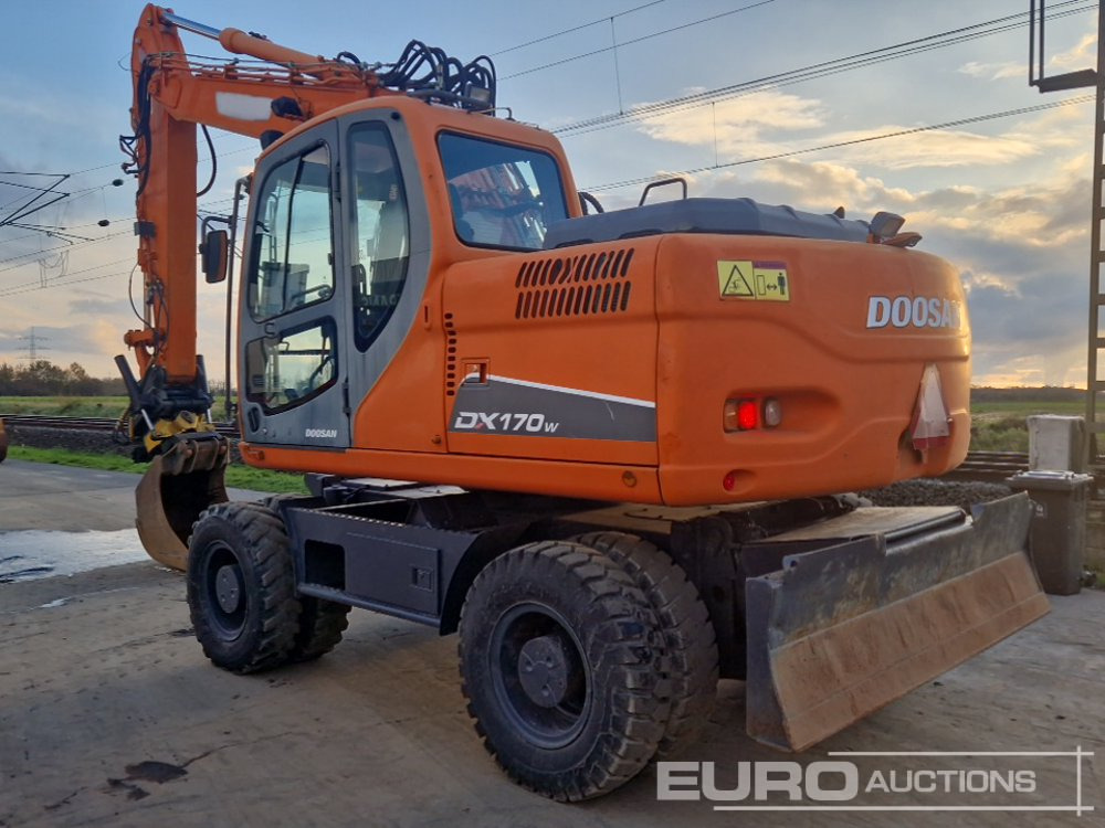 2010 Doosan DX170W - Wheel excavator: picture 3 2010 Doosan DX170W - Wheel excavator: picture 3