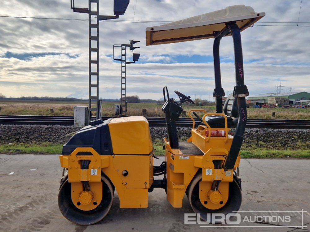 2010 Dynapac CC122 - Roller: picture 2 2010 Dynapac CC122 - Roller: picture 2