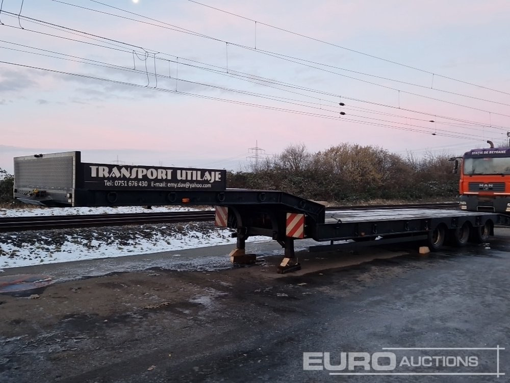 2010 McCauley Tri Axle Semi Trailer, Ramps (Romanian Reg. Docs. Available) - Low loader semi-trailer: picture 1 2010 McCauley Tri Axle Semi Trailer, Ramps (Romanian Reg. Docs. Available) - Low loader semi-trailer: picture 1