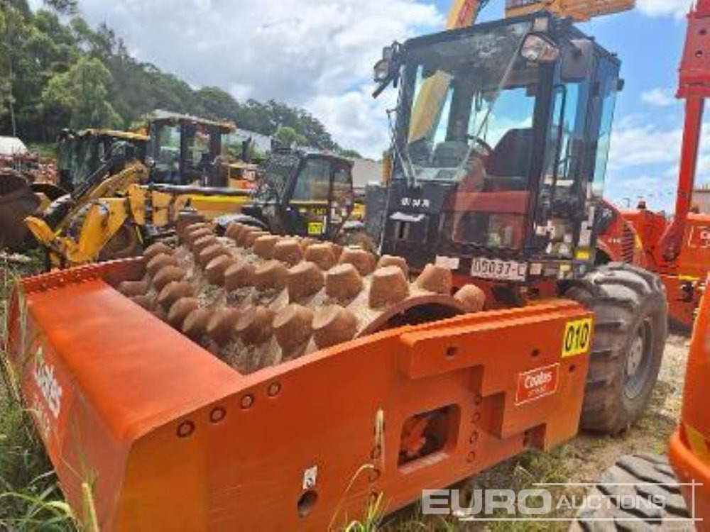 2011 CAT CP76XT - Roller: picture 1 2011 CAT CP76XT - Roller: picture 1