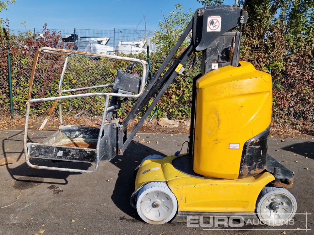2011 Manitou 100VJR - Aerial platform: picture 2 2011 Manitou 100VJR - Aerial platform: picture 2