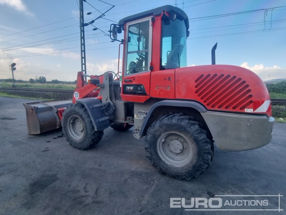 2011 Takeuchi TW10 - Wheel loader: picture 3 2011 Takeuchi TW10 - Wheel loader: picture 3