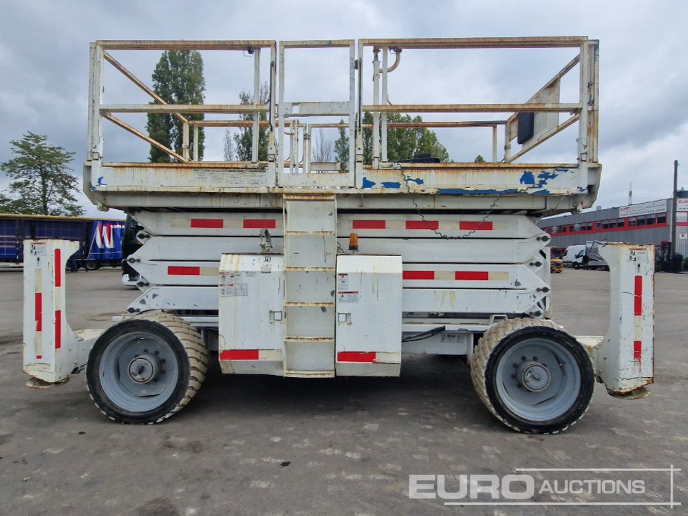2013 Genie GS4390RT - Aerial platform: picture 5 2013 Genie GS4390RT - Aerial platform: picture 5