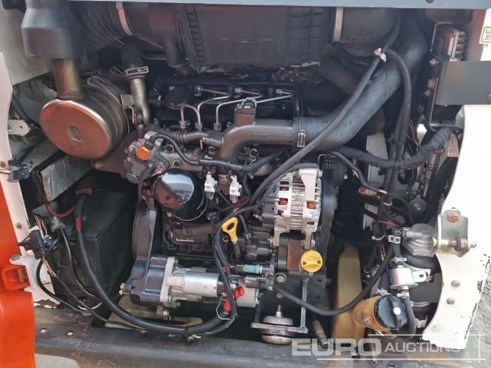 Skid steer loader 2014 Bobcat S450: picture 11