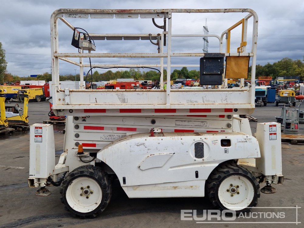 2014 Haulotte Compact 12DX - Aerial platform: picture 2 2014 Haulotte Compact 12DX - Aerial platform: picture 2