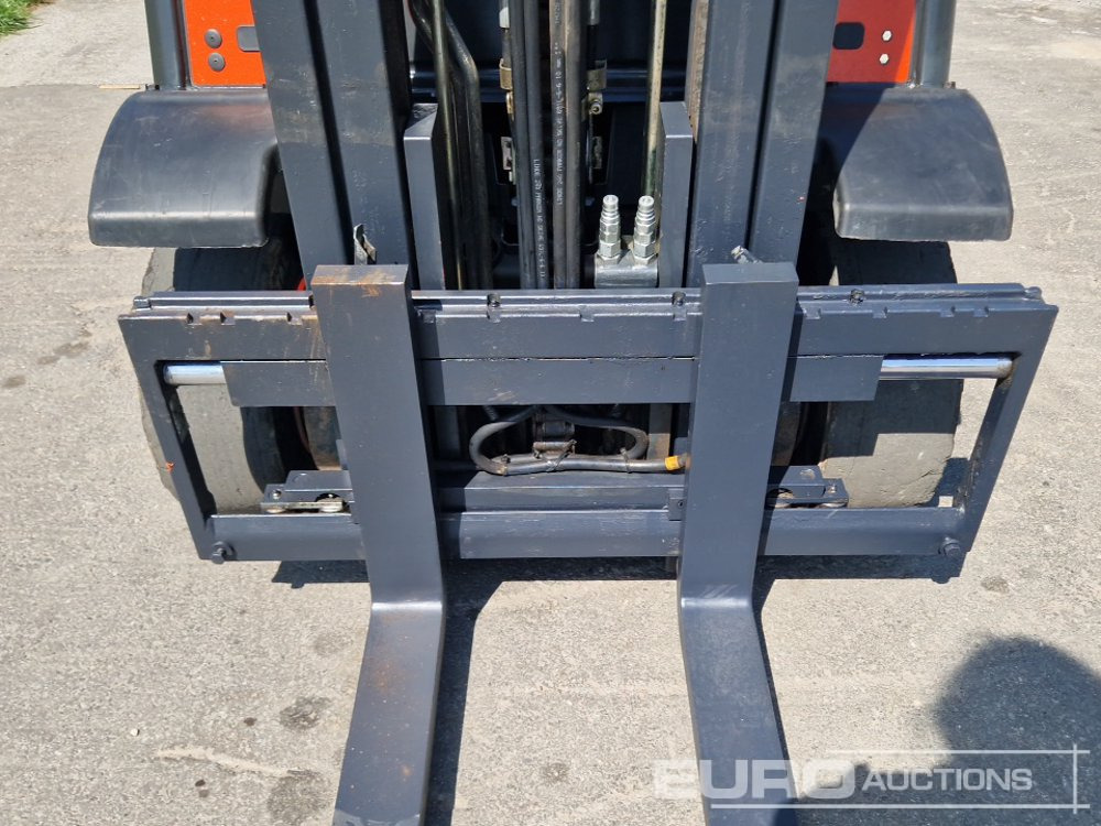 Forklift 2015 Linde H25T-02: picture 15