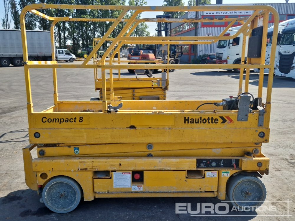 2016 Haulotte Compact 8 - Aerial platform: picture 5 2016 Haulotte Compact 8 - Aerial platform: picture 5