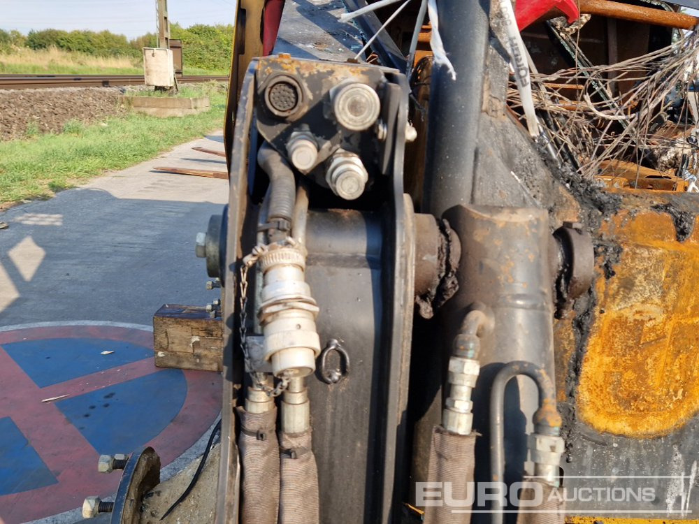 Skid steer loader 2016 JCB 155: picture 17