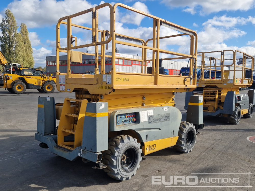 2017 Haulotte Compact 12DX - Aerial platform: picture 4 2017 Haulotte Compact 12DX - Aerial platform: picture 4