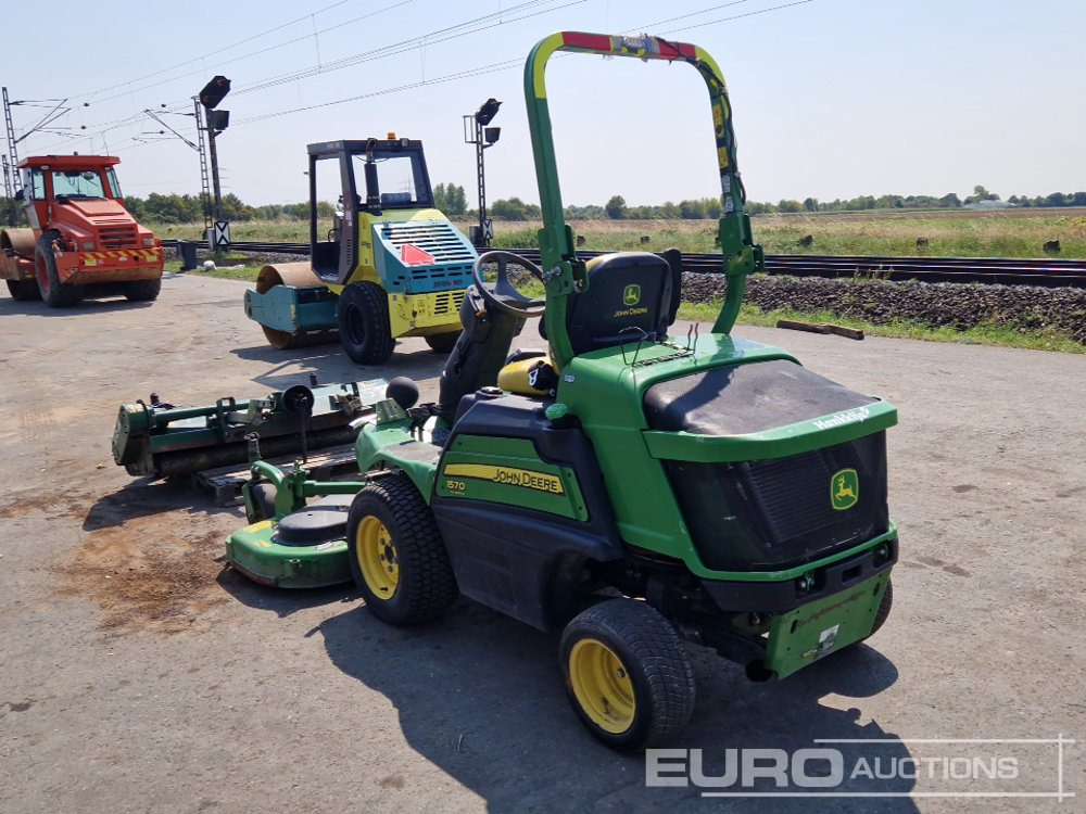 2017 John Deere 1570 - Garden mower: picture 2 2017 John Deere 1570 - Garden mower: picture 2