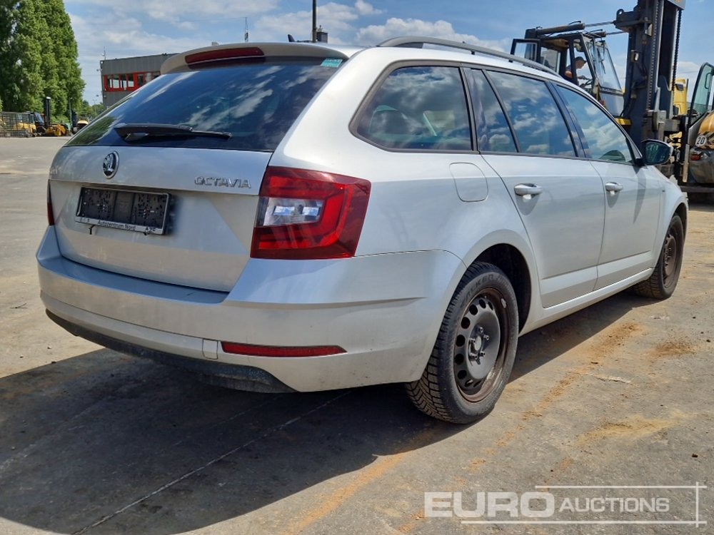 2018 Skoda Octavia - Car: picture 5 2018 Skoda Octavia - Car: picture 5