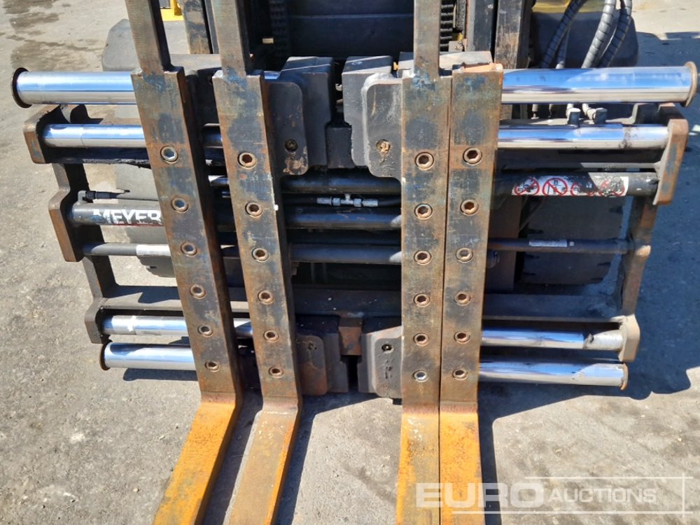 Forklift 2018 Yale GLP30VX: picture 15