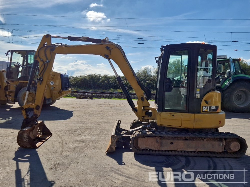 2019 CAT 305 E2 - Mini excavator: picture 2 2019 CAT 305 E2 - Mini excavator: picture 2