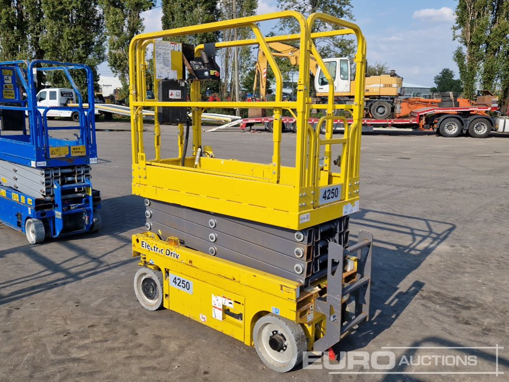 2019 CMD 1930-ED Electric Scissor Lift - Aerial platform: picture 3 2019 CMD 1930-ED Electric Scissor Lift - Aerial platform: picture 3