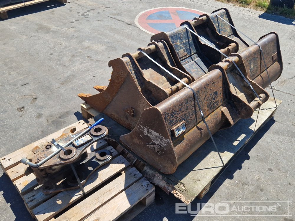 60" Ditching, 32", 16" Digging Buckets + QH - Bucket: picture 2 60" Ditching, 32", 16" Digging Buckets + QH - Bucket: picture 2