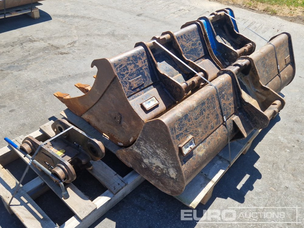 60" Ditching, 32", 16" Digging Buckets + QH - Bucket: picture 2 60" Ditching, 32", 16" Digging Buckets + QH - Bucket: picture 2
