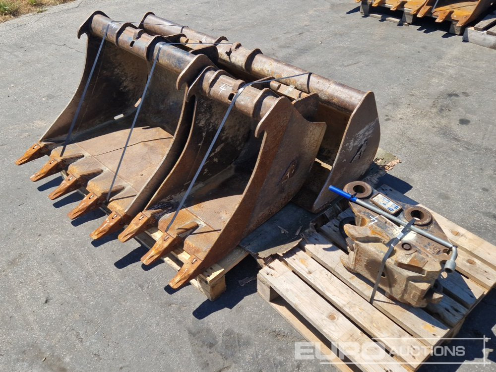 60" Ditching, 32", 16" Digging Buckets + QH - Bucket: picture 1 60" Ditching, 32", 16" Digging Buckets + QH - Bucket: picture 1