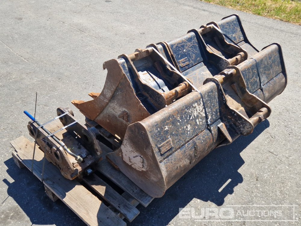 60" Ditching, 36", 16" Digging Buckets + QH - Bucket: picture 2 60" Ditching, 36", 16" Digging Buckets + QH - Bucket: picture 2