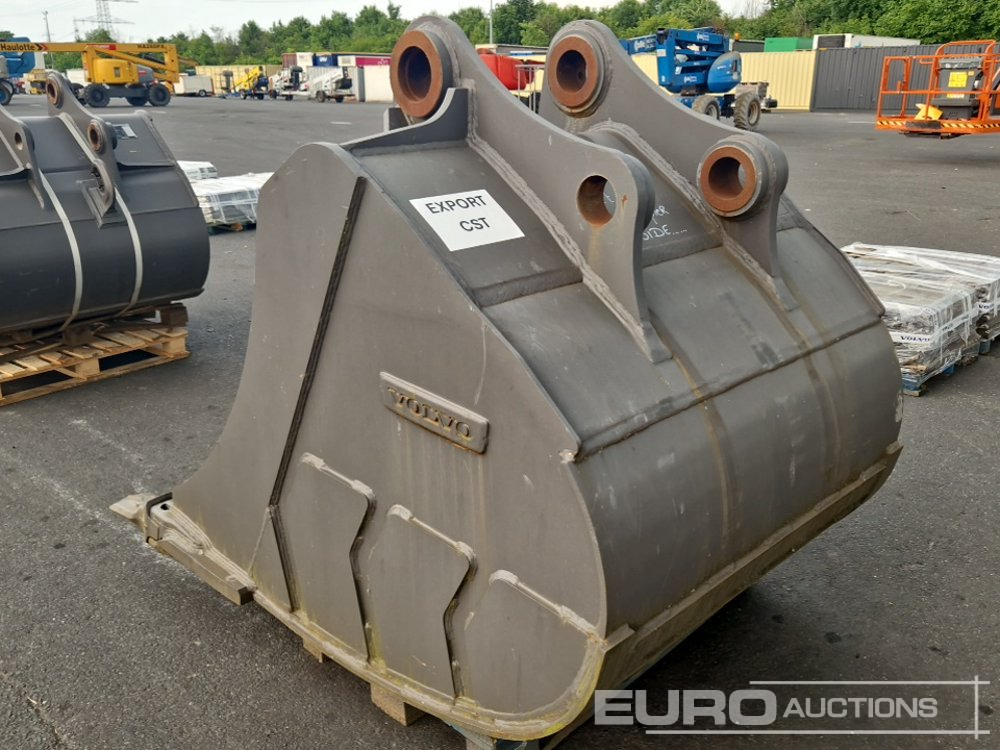 60" Ditching Bucket to suit Volvo EC350E, 360F, 380E, 400F - Bucket: picture 2 60" Ditching Bucket to suit Volvo EC350E, 360F, 380E, 400F - Bucket: picture 2