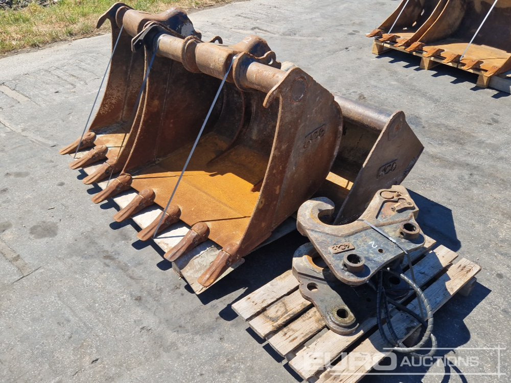68" Ditching, 34", 17" Digging Buckets + QH - Bucket: picture 1 68" Ditching, 34", 17" Digging Buckets + QH - Bucket: picture 1