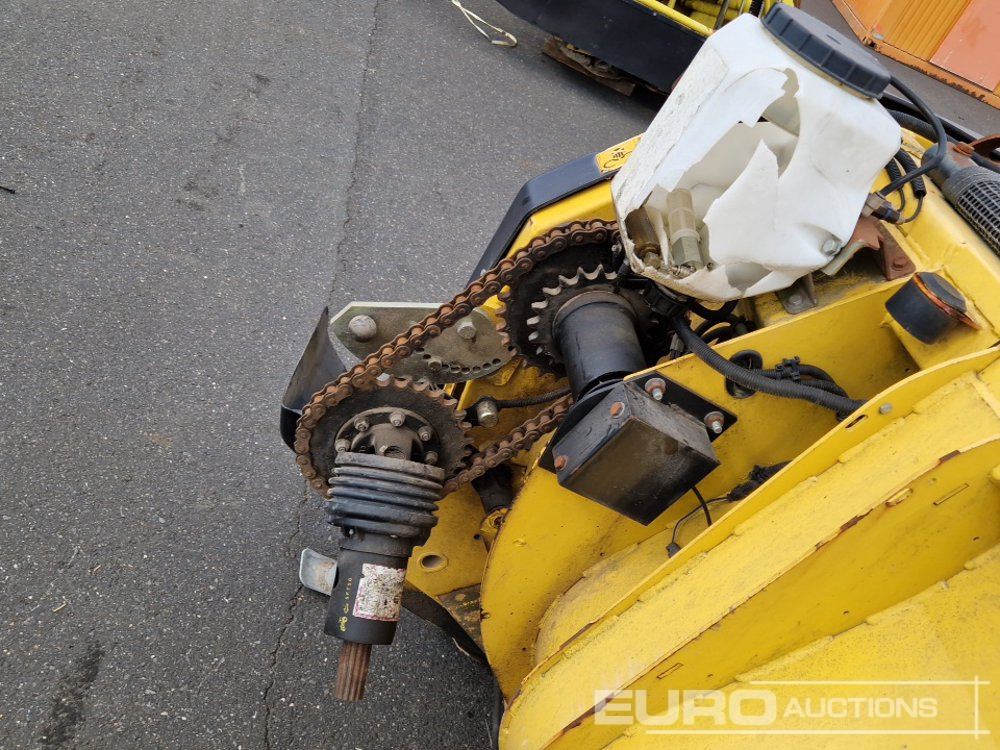 Agricultural machinery 2010 New Holland 273: picture 14