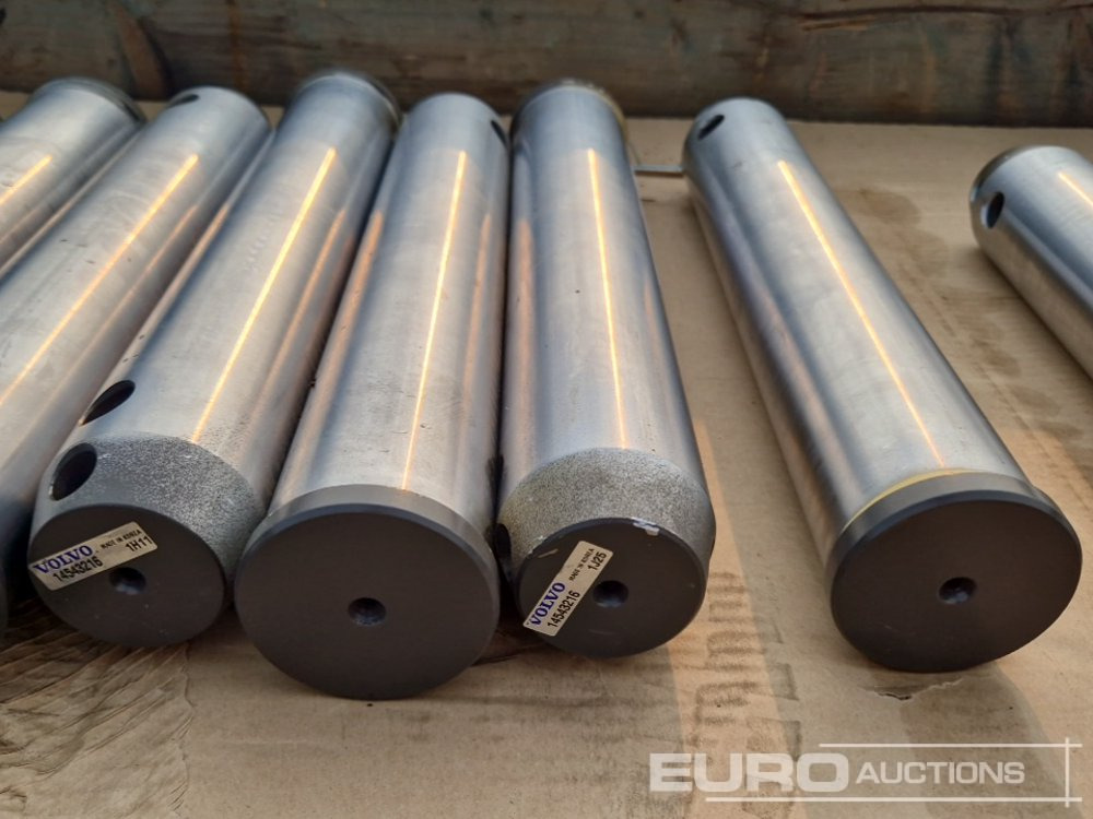 Bucket Pins D90mm, 485mm long (16 of) to suit Volvo ECR355E, EC300E - Bucket: picture 5 Bucket Pins D90mm, 485mm long (16 of) to suit Volvo ECR355E, EC300E - Bucket: picture 5