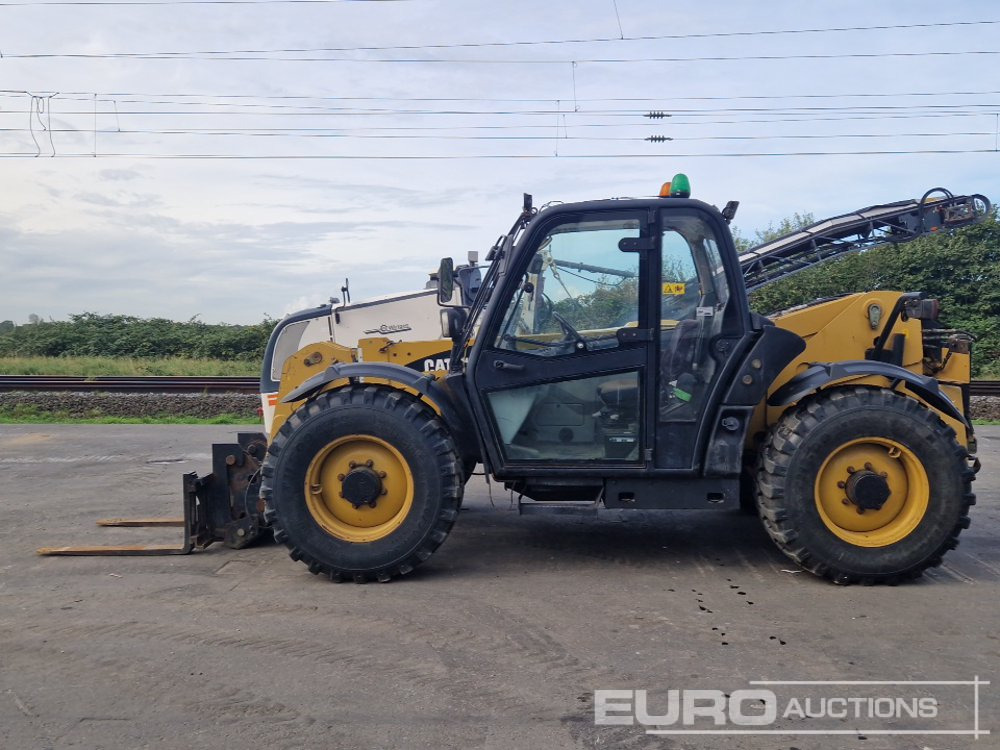 CAT TH407AG - Telescopic handler: picture 2 CAT TH407AG - Telescopic handler: picture 2